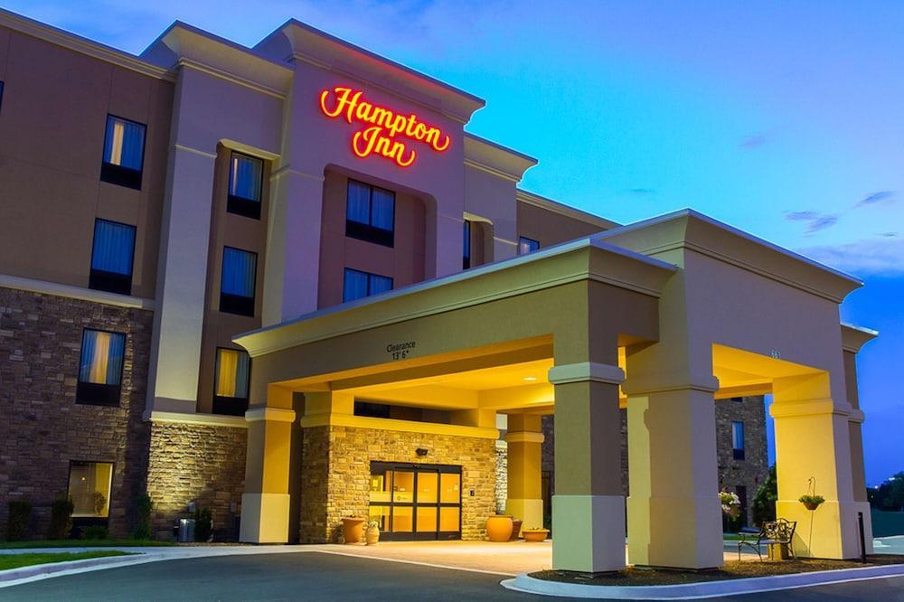 Hampton Inn Dekalb - Near The University Eksteriør bilde